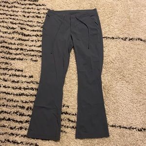 Columbia athletic pants size 10